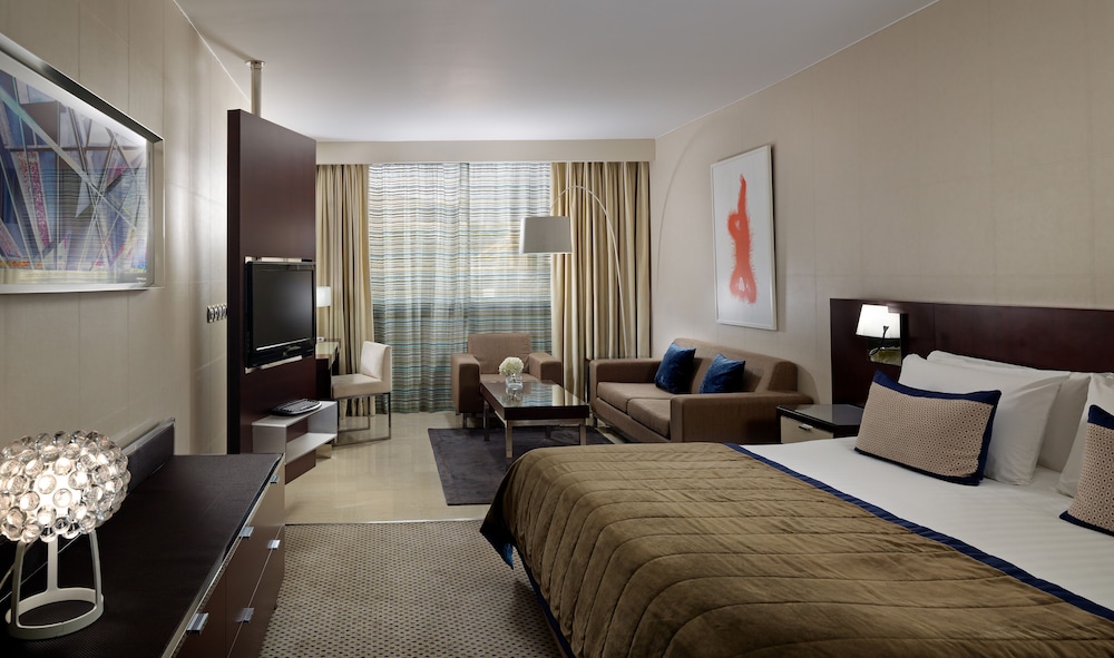 Athenaeum Intercontinental 10