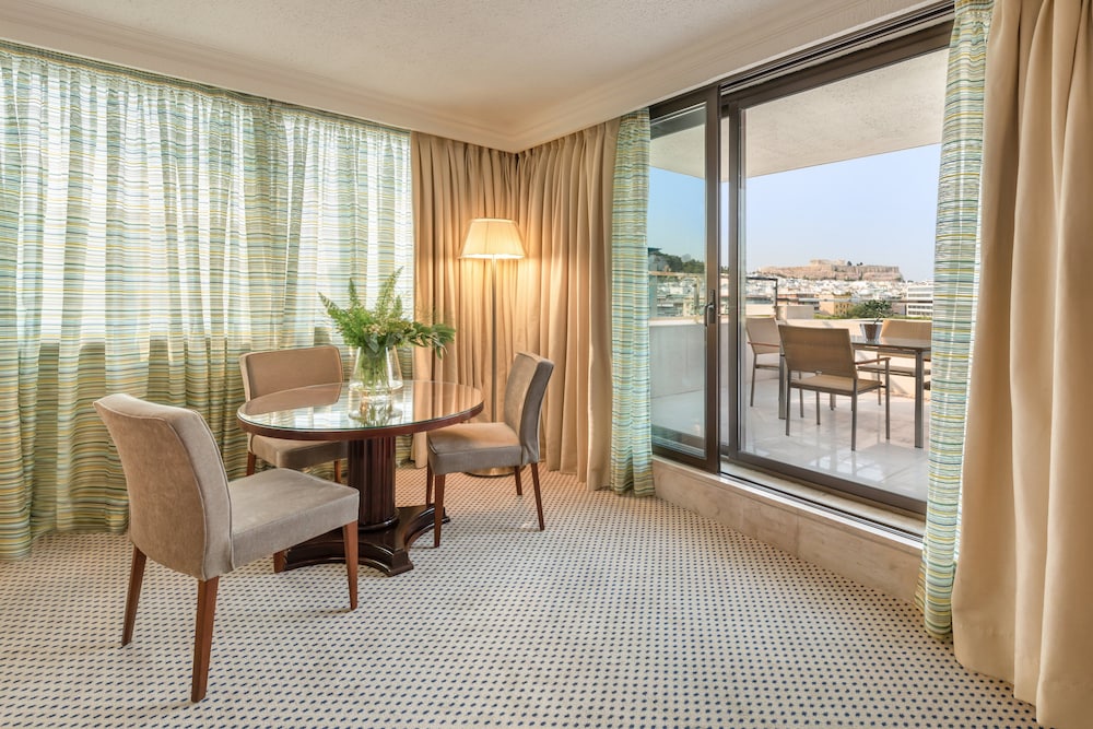 Athenaeum Intercontinental 19