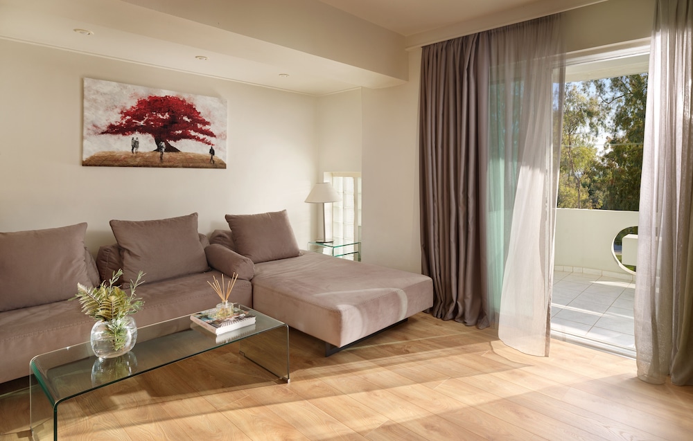 Blazer Suites 10