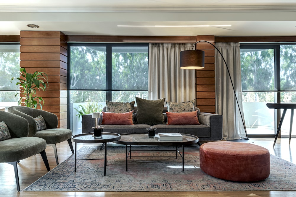 Blazer Suites 5