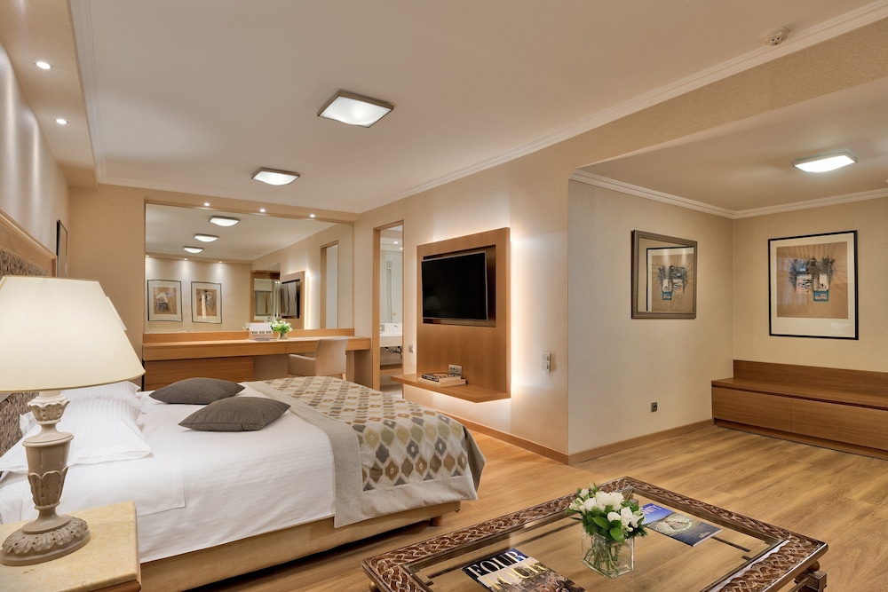 Divani Caravel 15