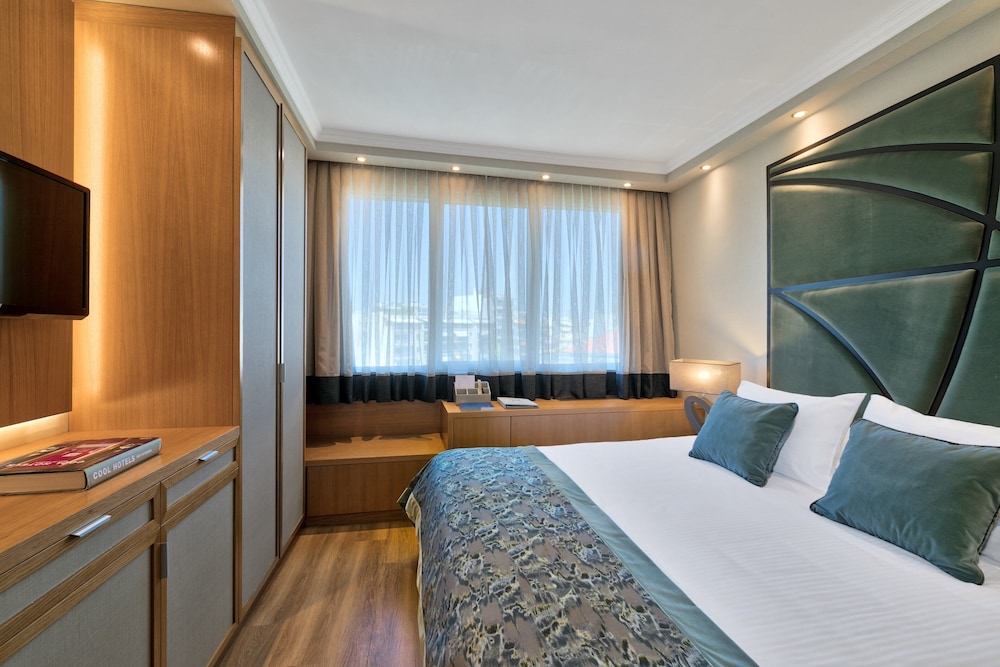 Divani Caravel 14