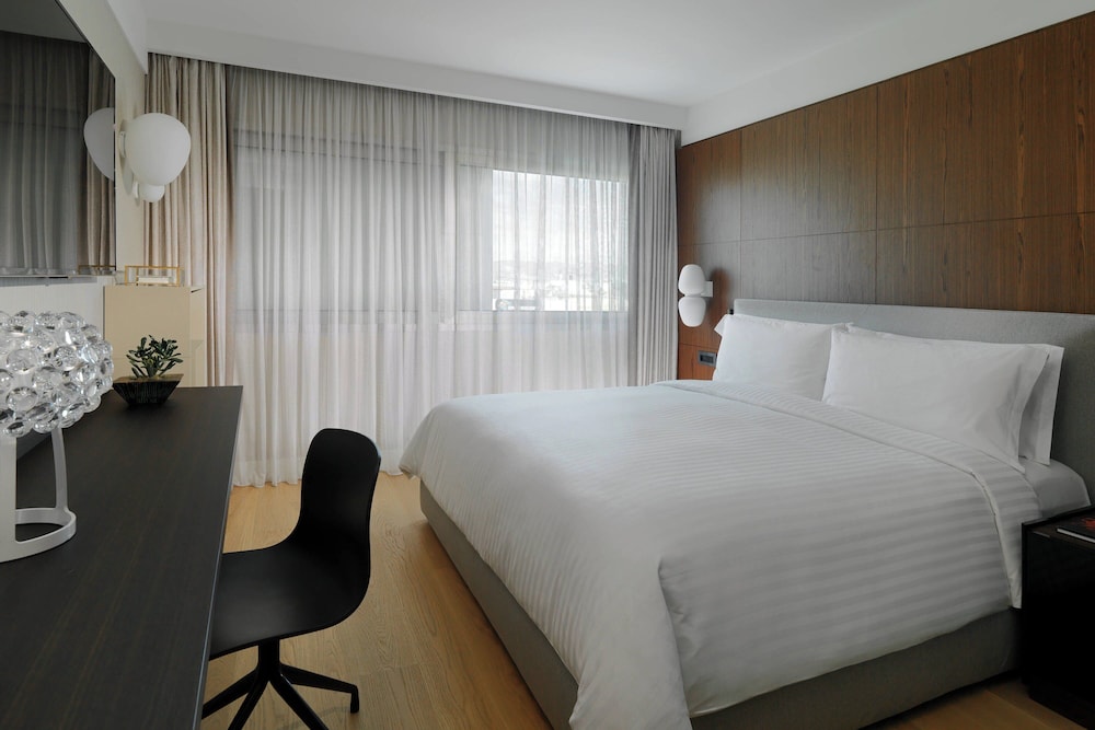 Athens Marriott Hotel 9