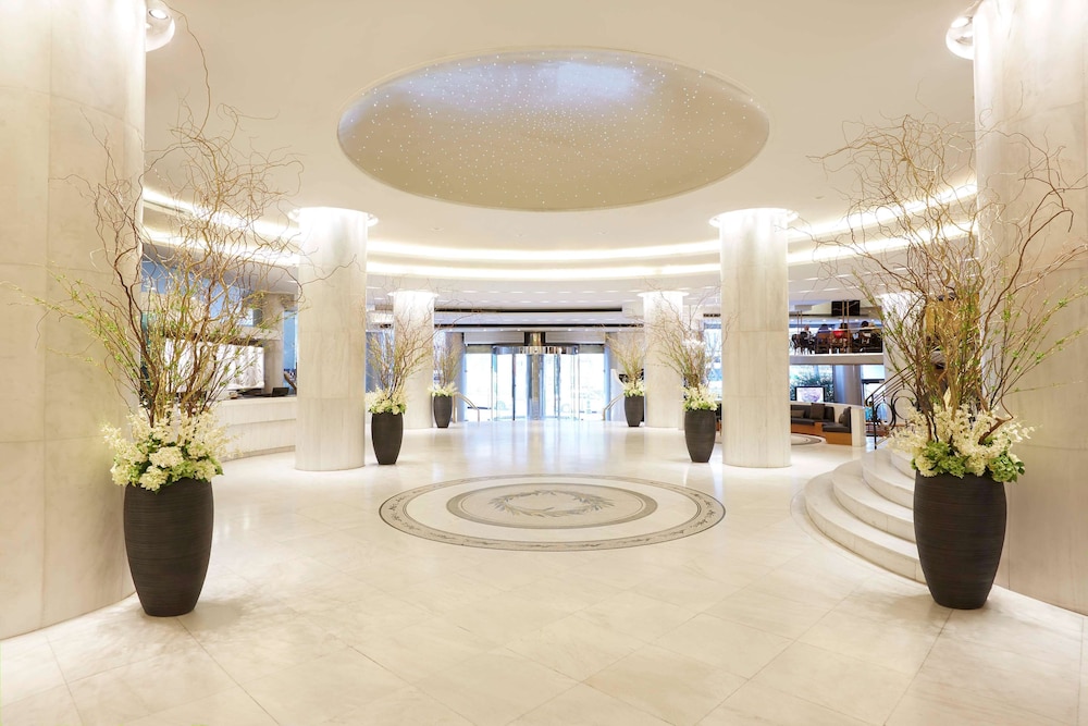 Titania Hotel Athens 2