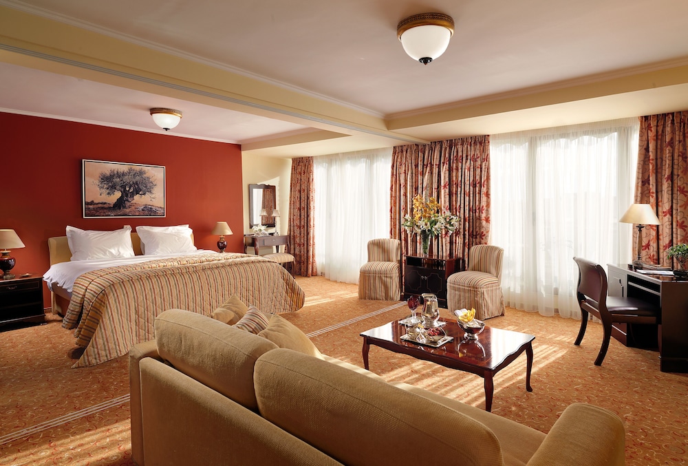 Titania Hotel Athens 18