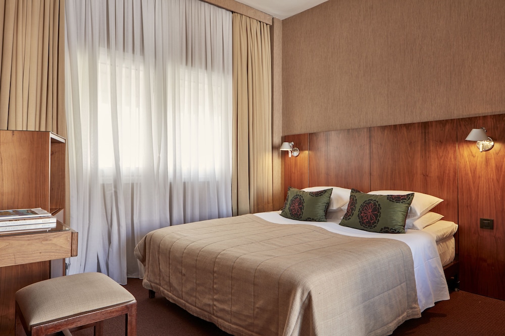 Philippos Hotel 12