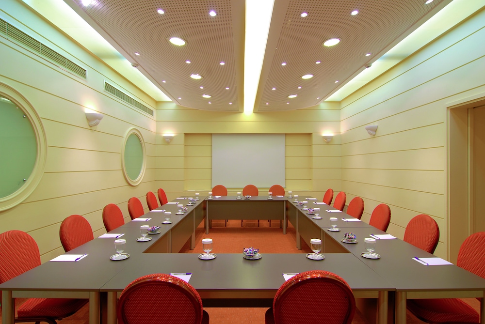Philippos Hotel 23