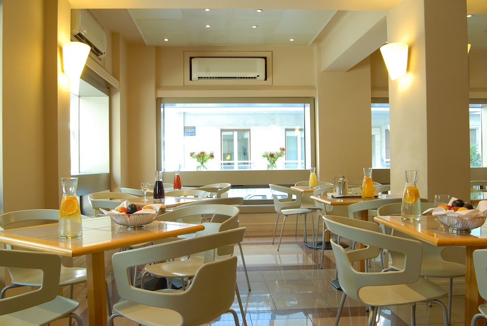 Philippos Hotel 21