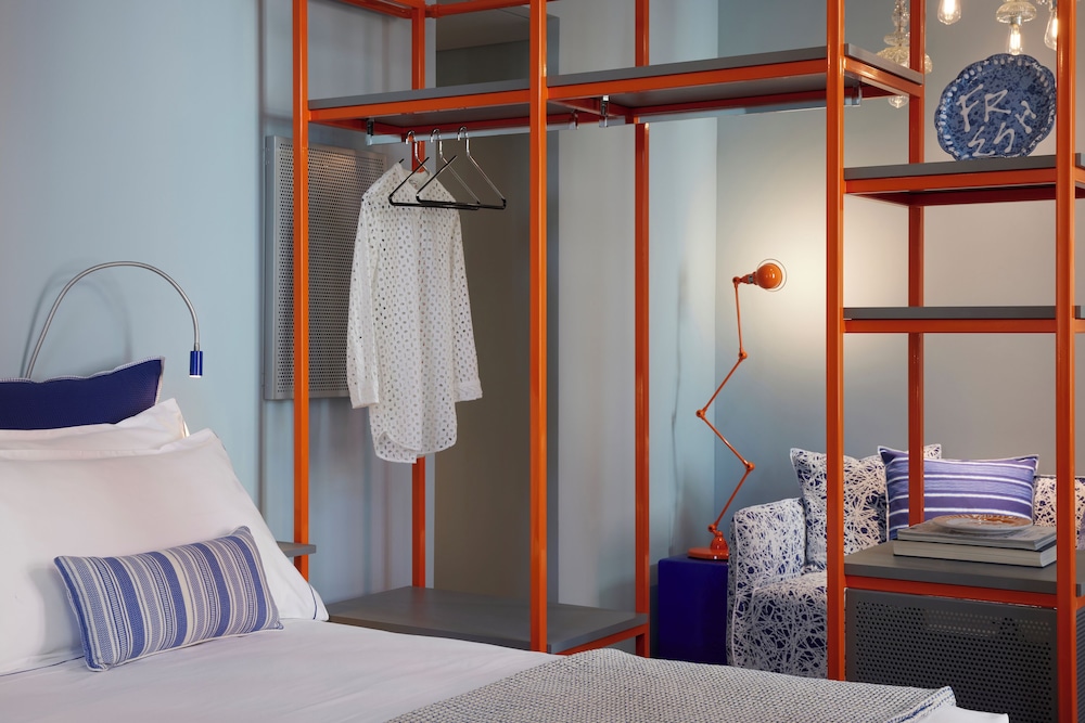 Fresh Hotel 23