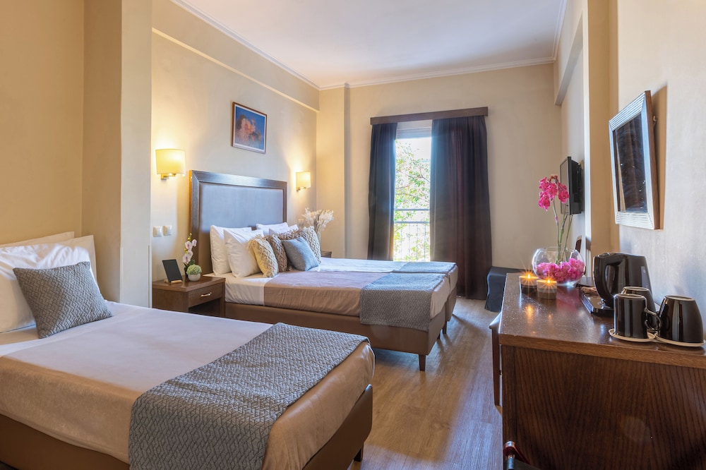 Marina Athens Hotel 21