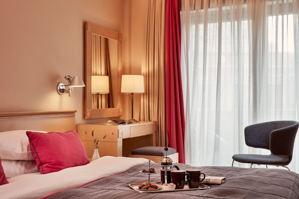Herodion Hotel 14