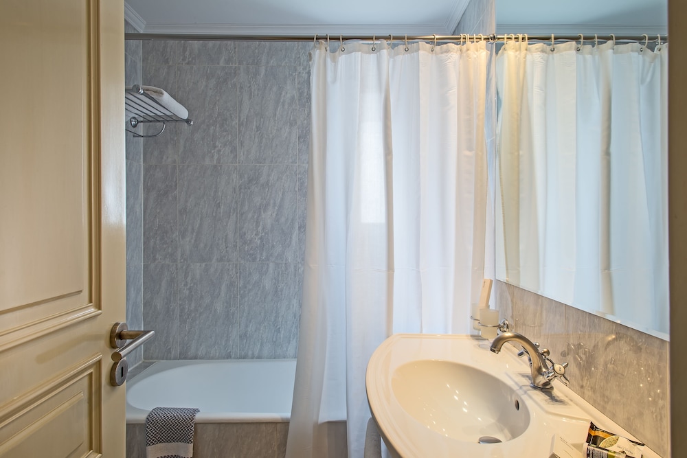 Stratos Hotel Athens, Vassilicos House of Hospitality 18