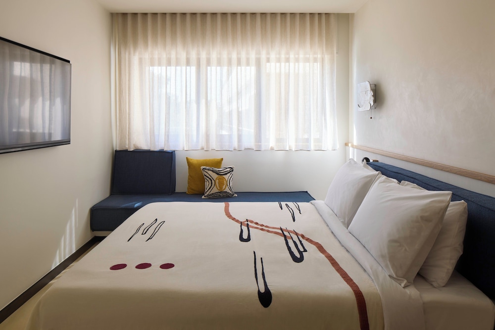Ace Hotel & Swim Club Athens 21