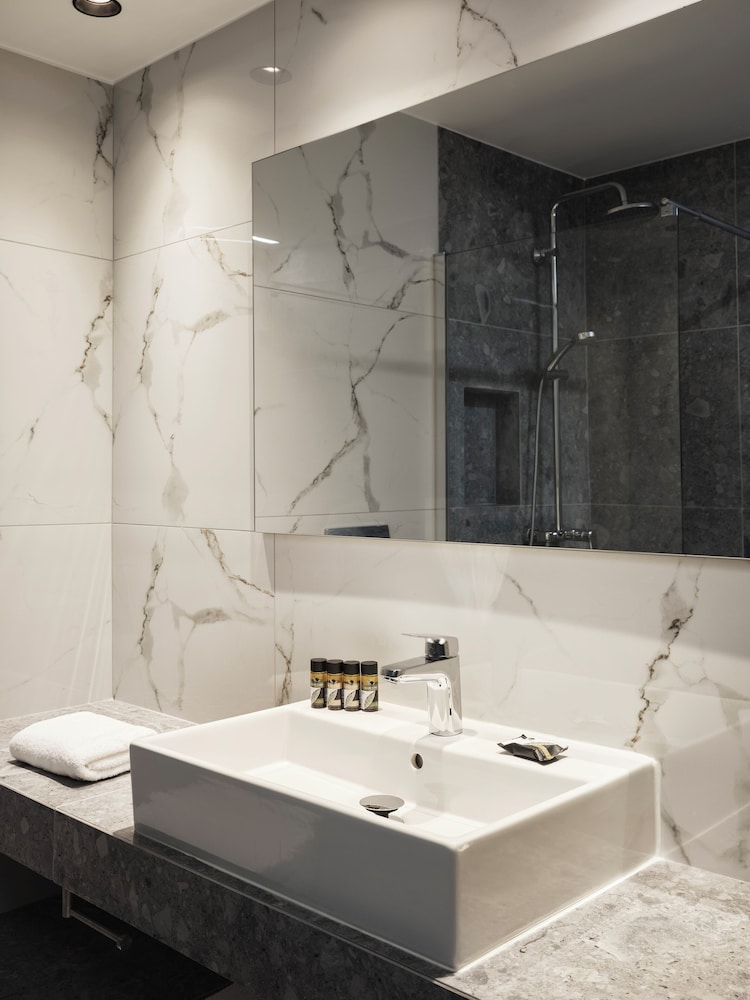 Candia Hotel 24
