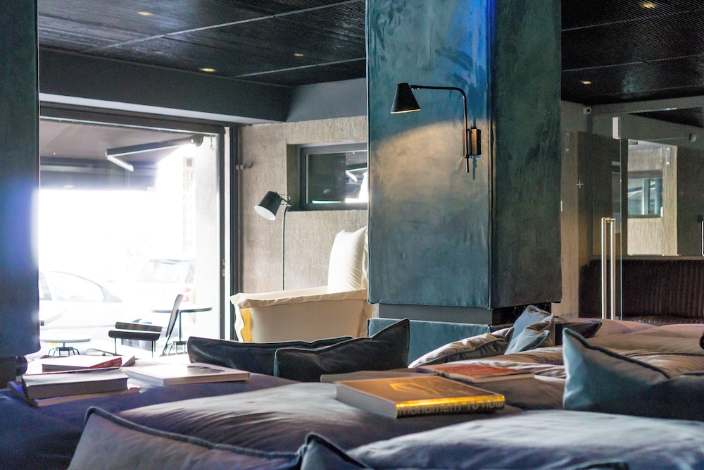 Periscope Hotel 4