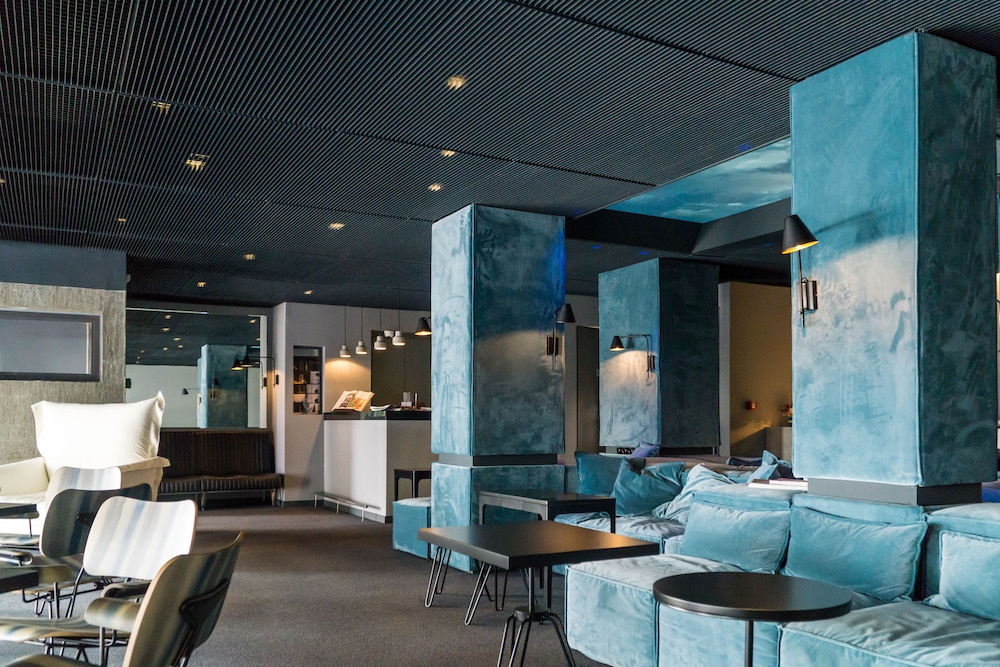 Periscope Hotel 1