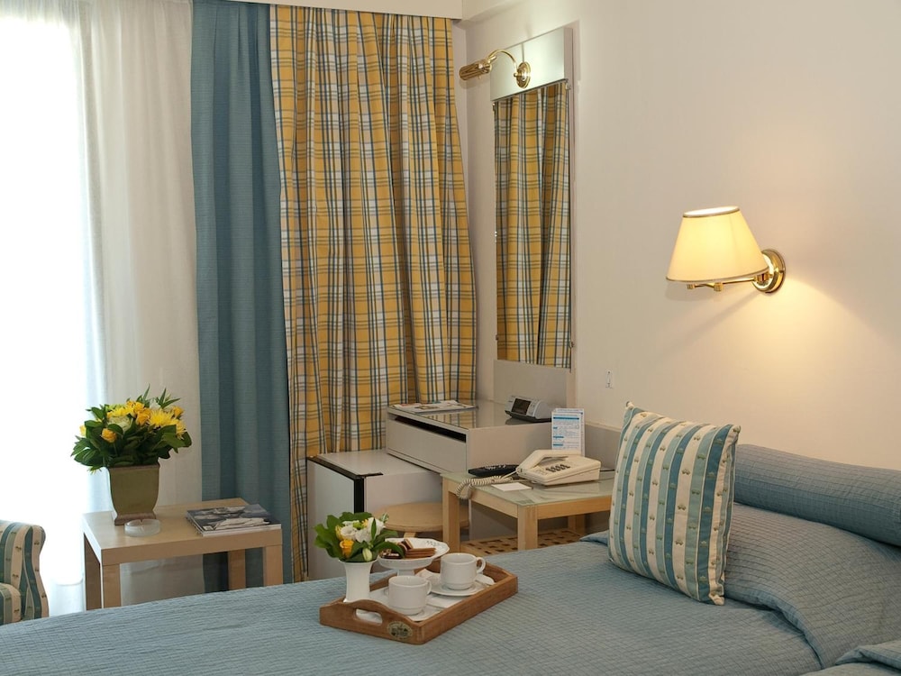 The Park Hotel Piraeus 22