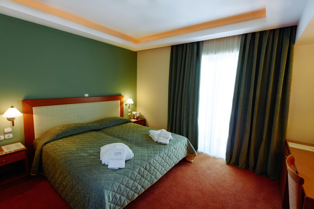 The Athens Mirabello 14