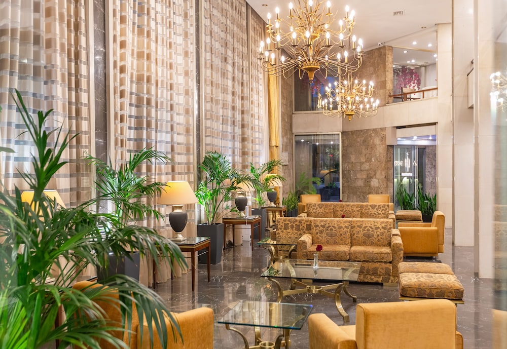 Ilisia Hotel 9