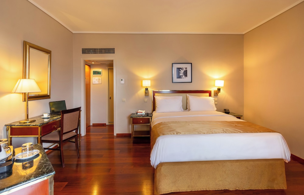 Ilisia Hotel 1