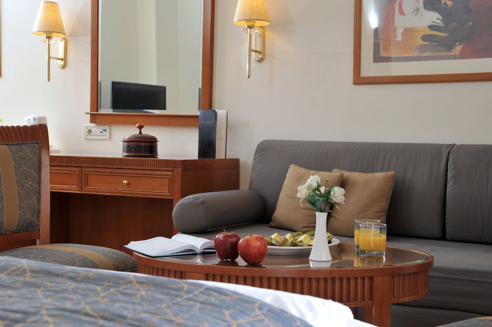 Athens Atrium Hotel & Suites 17