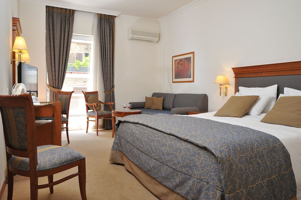 Athens Atrium Hotel & Suites 7