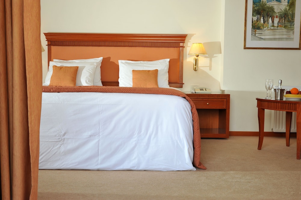 Athens Atrium Hotel & Suites 18