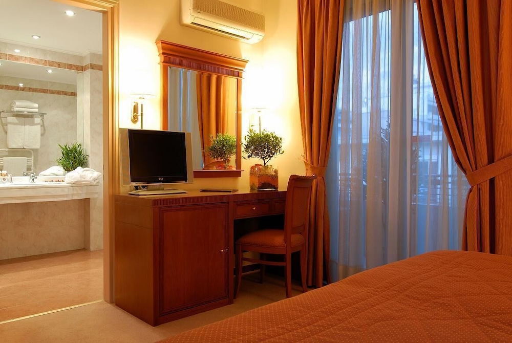 Athens Atrium Hotel & Suites 23