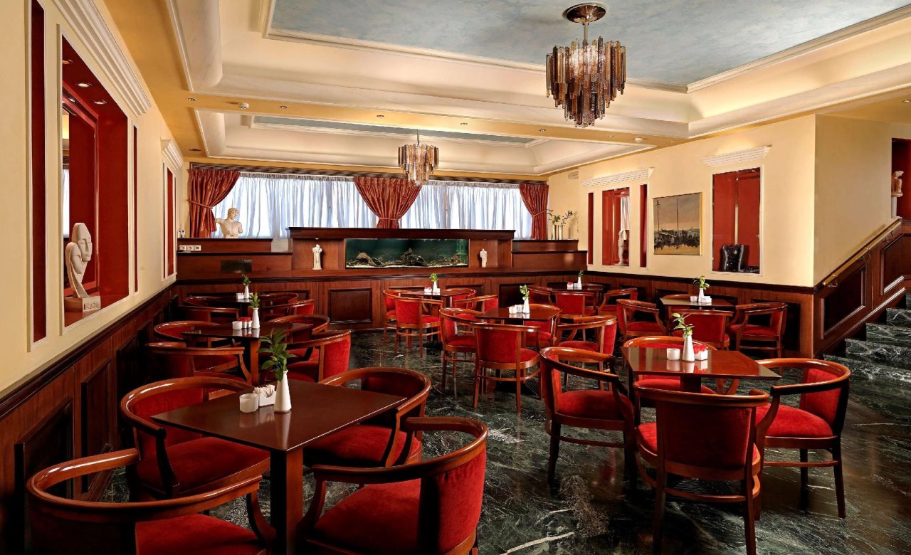 Savoy 15