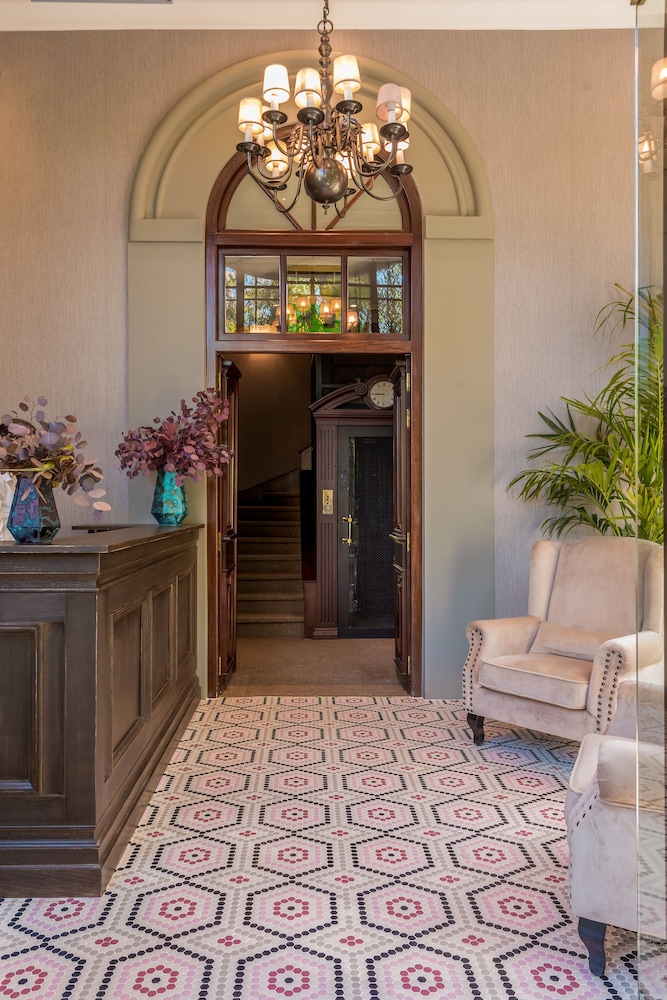 The Kefalari Suites 3