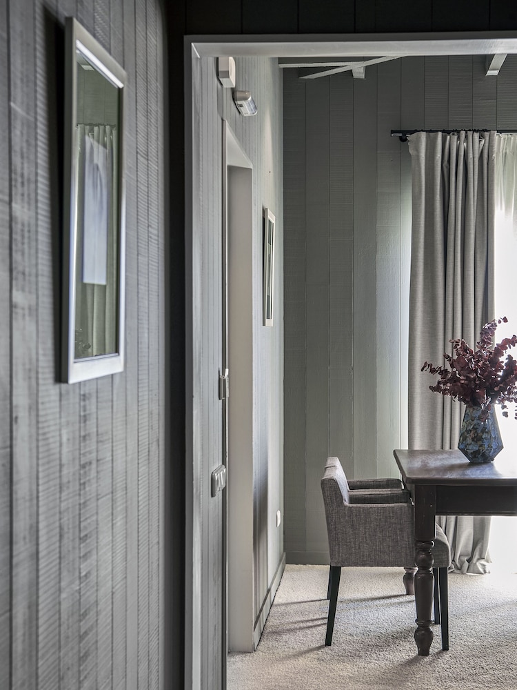 The Kefalari Suites 23