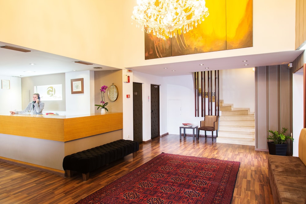 Galaxy Hotel Athens 3