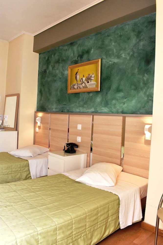 Socrates Hotel 7