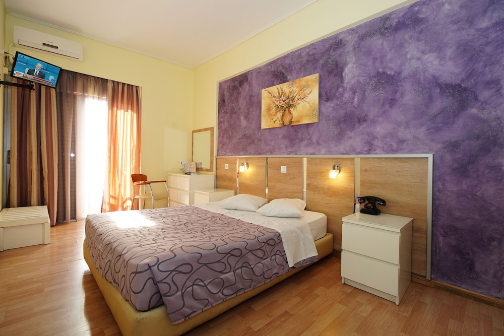 Socrates Hotel 12