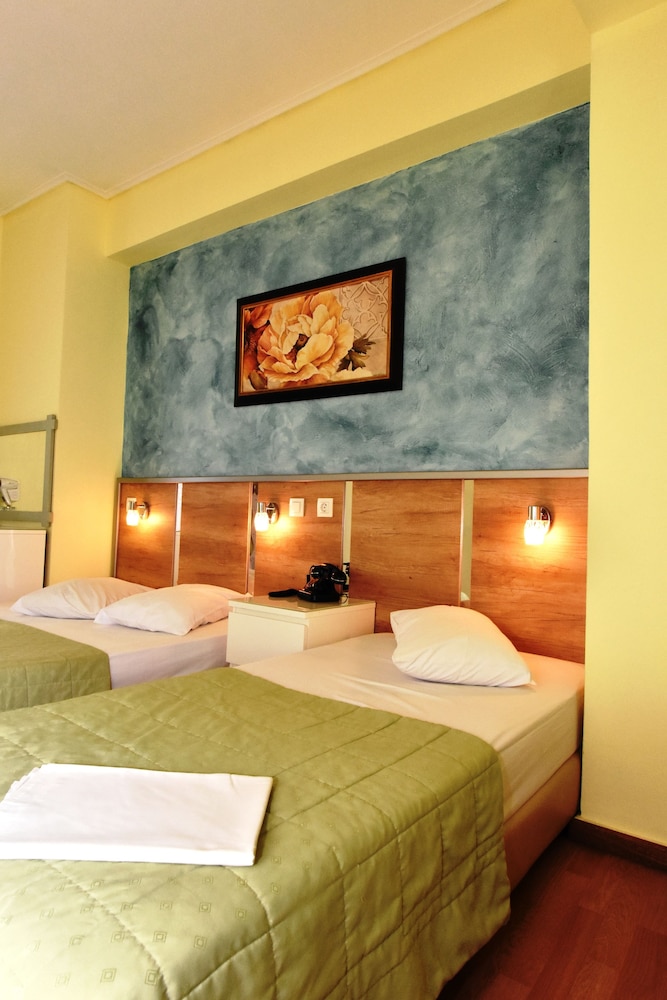 Socrates Hotel 3