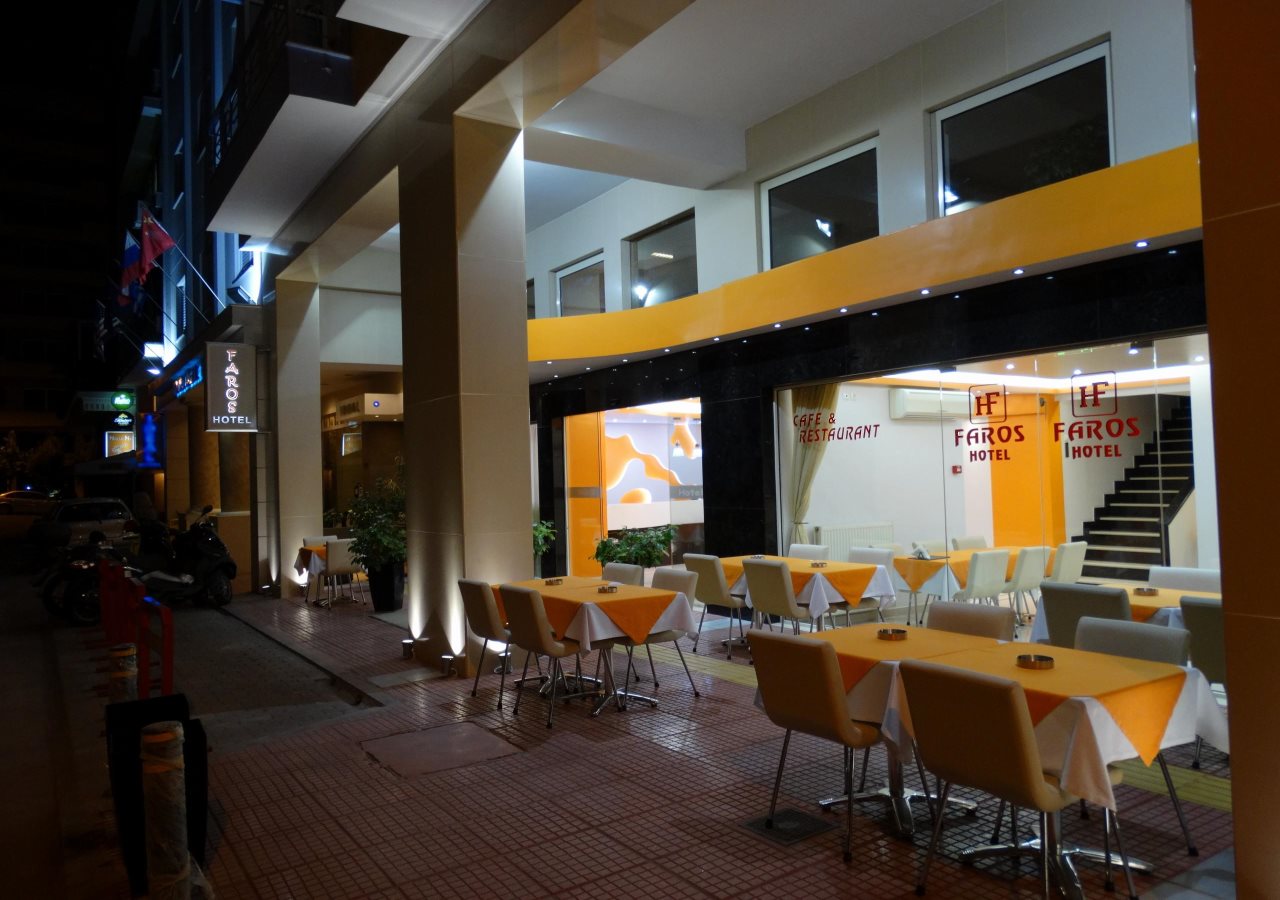 Hotel Faros 4