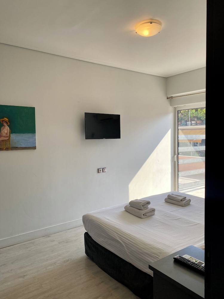 Art Suites Athens 6