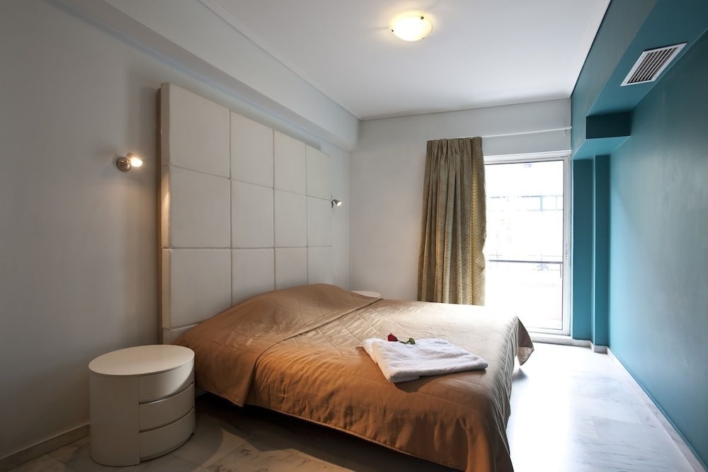 Art Suites Athens 3