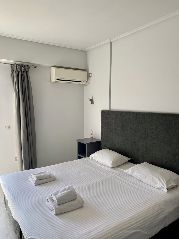 Art Suites Athens 9