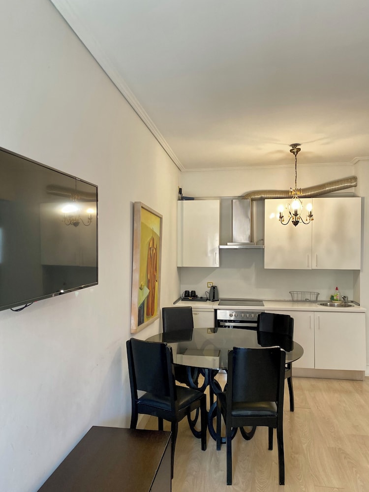 Art Suites Athens 10