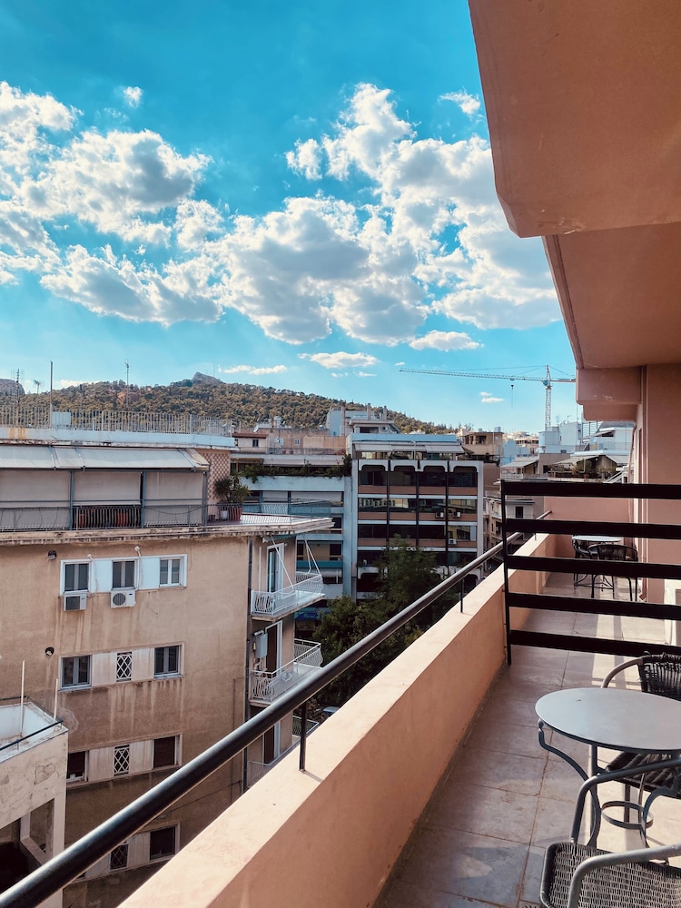 Art Suites Athens 14