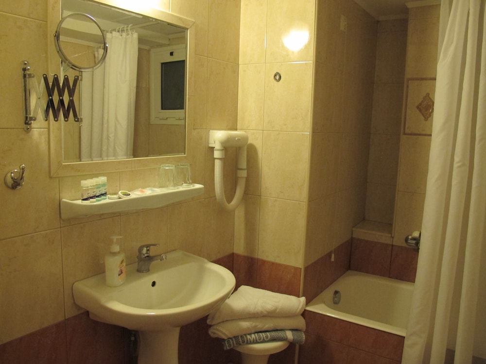Solomou Hotel 18