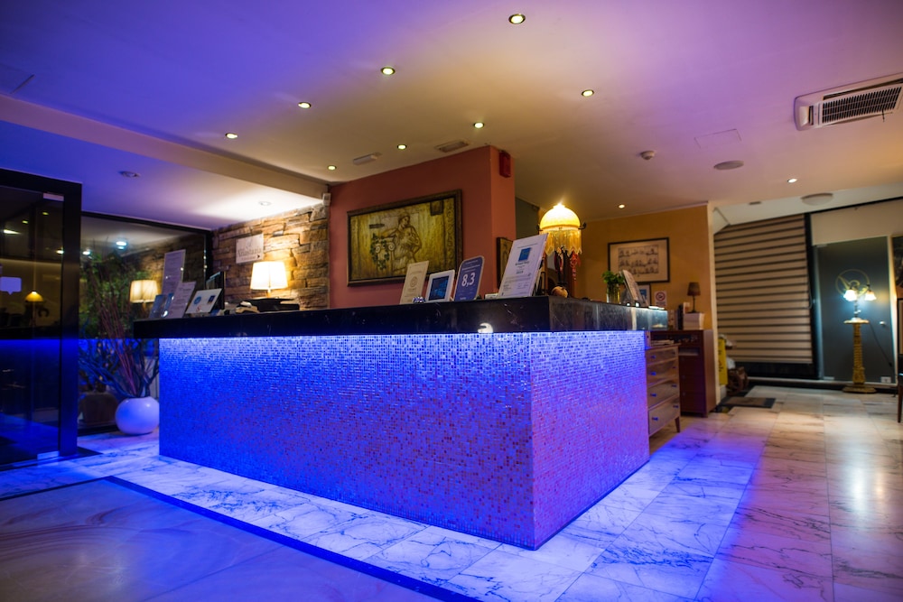 Anastazia Luxury Suites & Rooms 2