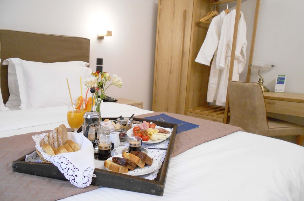 Anastazia Luxury Suites & Rooms 10