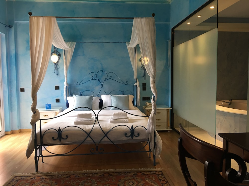 Anastazia Luxury Suites & Rooms 3