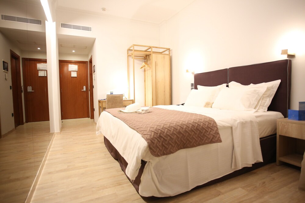 Anastazia Luxury Suites & Rooms 17