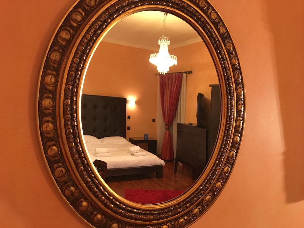 Anastazia Luxury Suites & Rooms 21