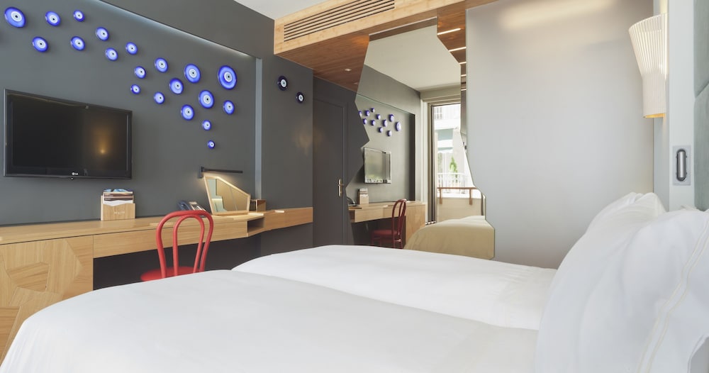New Hotel 24