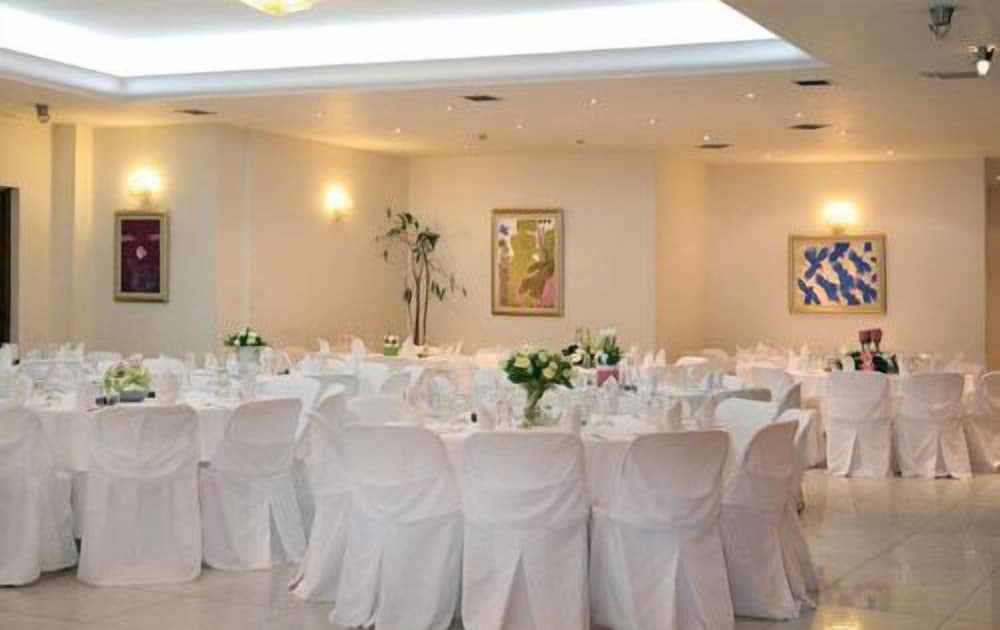 Parnis Palace Hotel 21