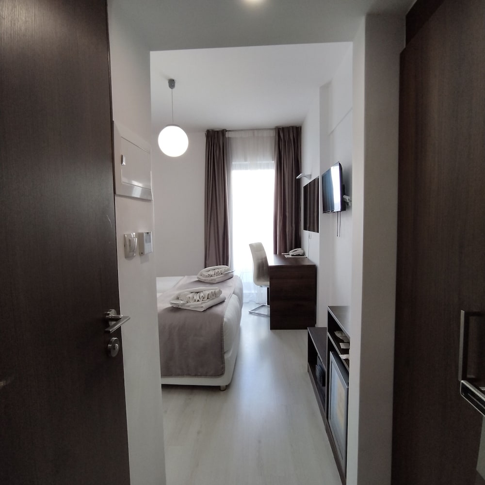 International Atene Hotel 17